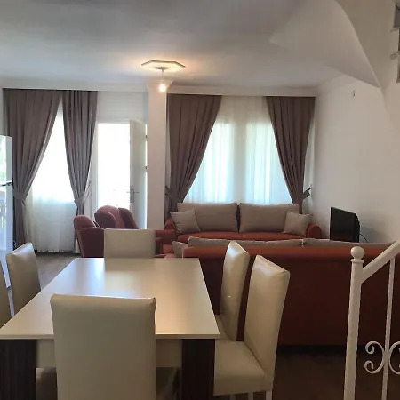 Infinity Denlis Villa